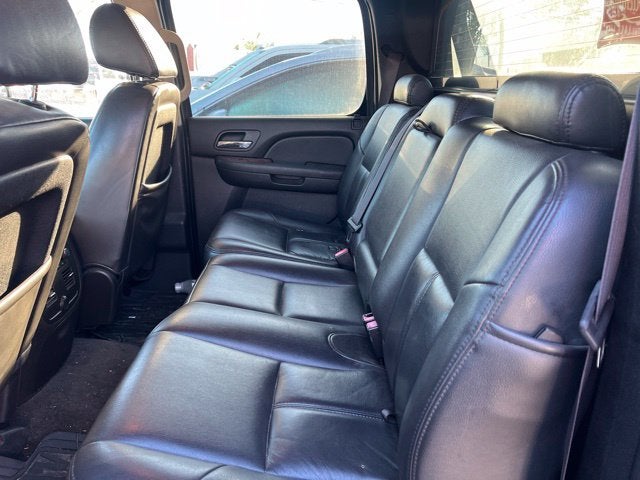 2011 Chevrolet Avalanche 1500 LS