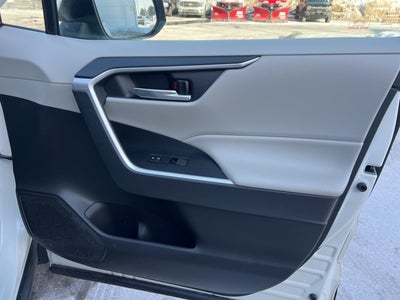 2021 Toyota RAV4 Hybrid XLE Premium