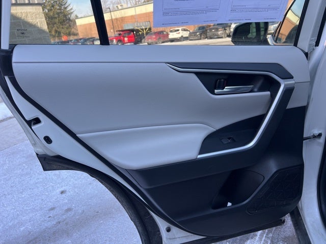 2021 Toyota RAV4 Hybrid XLE Premium