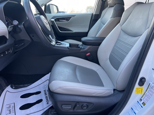 2021 Toyota RAV4 Hybrid XLE Premium