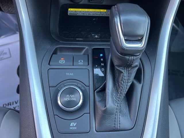 2021 Toyota RAV4 Hybrid XLE Premium