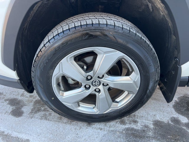 2021 Toyota RAV4 Hybrid XLE Premium