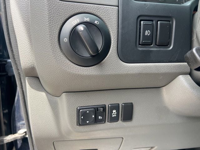 2021 Nissan NV Passenger SL