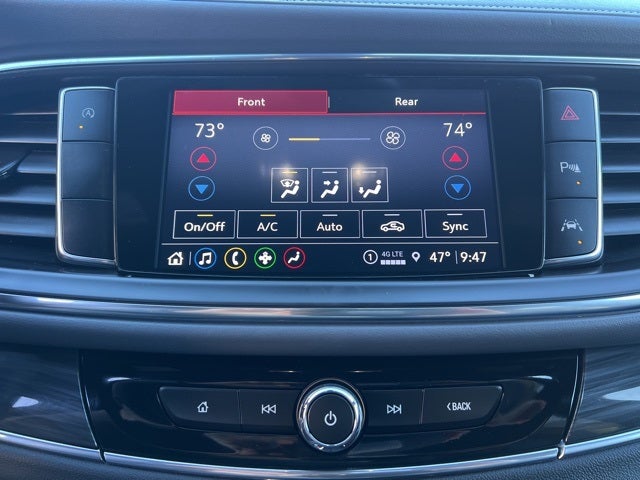 2024 Buick Enclave Essence