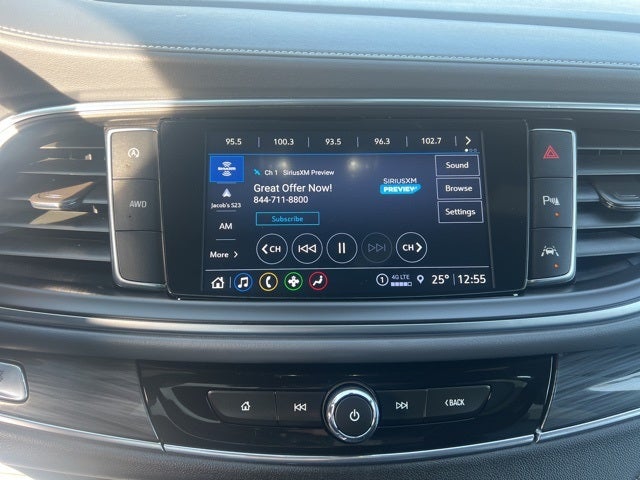 2023 Buick Enclave Essence