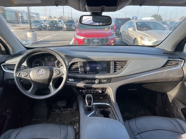 2020 Buick Enclave Essence