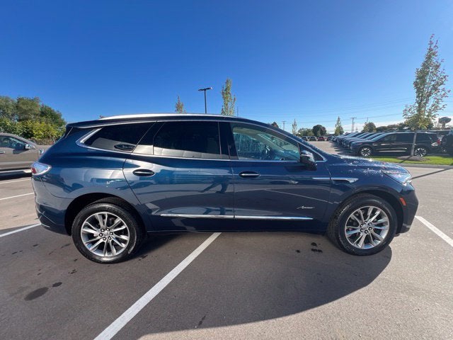 2024 Buick Enclave Avenir