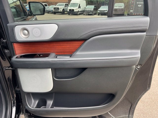 2024 Lincoln Navigator L Reserve