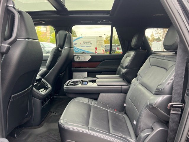 2024 Lincoln Navigator L Reserve
