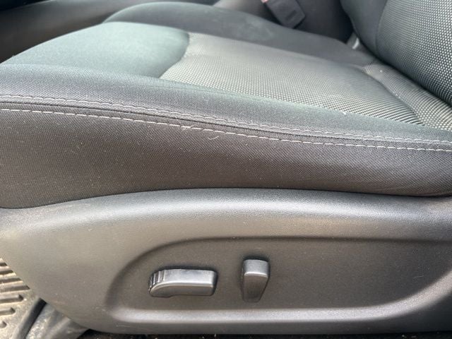 2018 Nissan Pathfinder SV