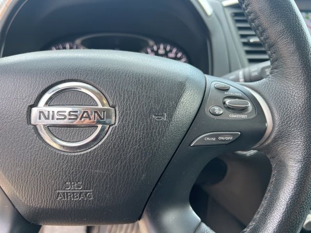 2018 Nissan Pathfinder SV