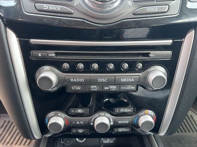 2018 Nissan Pathfinder SV