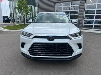 2024 Toyota Grand Highlander XLE