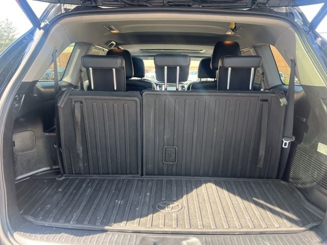 2017 Toyota Highlander SE