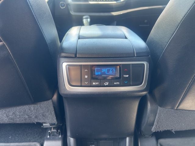 2017 Toyota Highlander SE