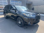 2017 Toyota Highlander SE