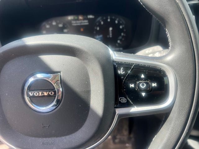 2020 Volvo S60 T5 Momentum