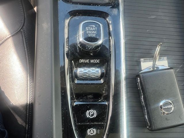 2020 Volvo S60 T5 Momentum