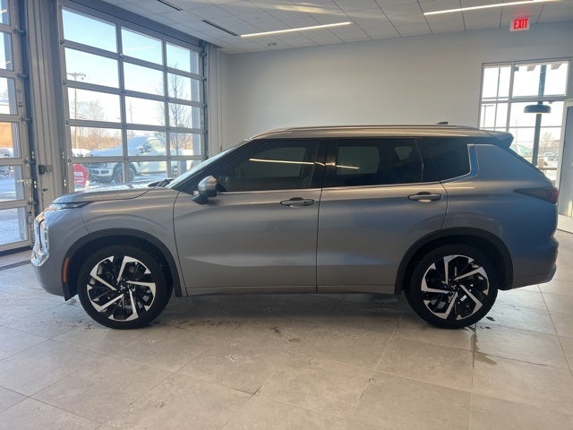 2022 Mitsubishi Outlander SEL
