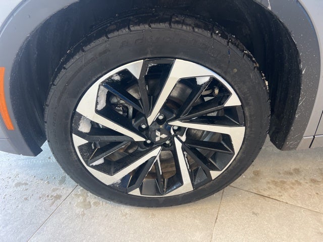 2022 Mitsubishi Outlander SEL