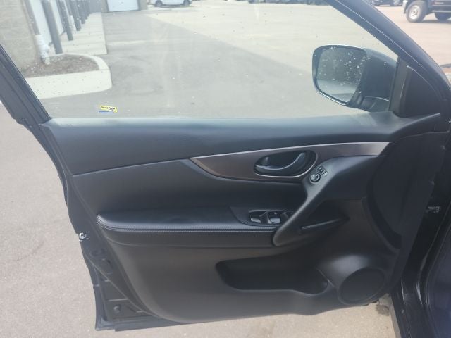 2017 Nissan Rogue Sport S