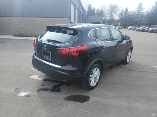 2017 Nissan Rogue Sport S