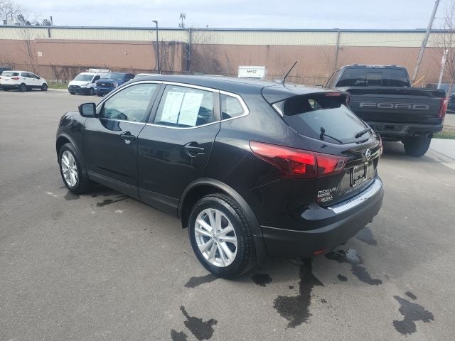 2017 Nissan Rogue Sport S