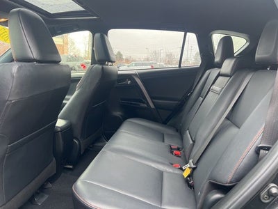 2017 Toyota RAV4 Hybrid SE