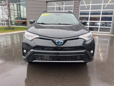 2017 Toyota RAV4 Hybrid SE