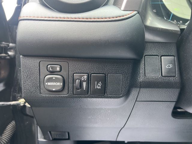 2017 Toyota RAV4 Hybrid SE