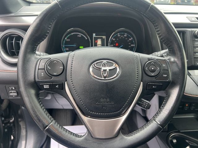 2017 Toyota RAV4 Hybrid SE