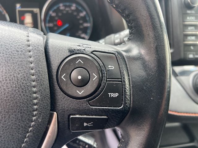 2017 Toyota RAV4 Hybrid SE