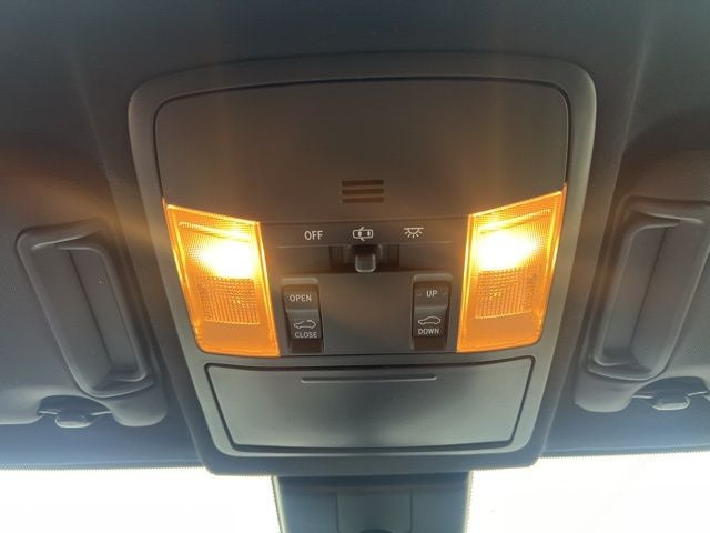 2017 Toyota RAV4 Hybrid SE