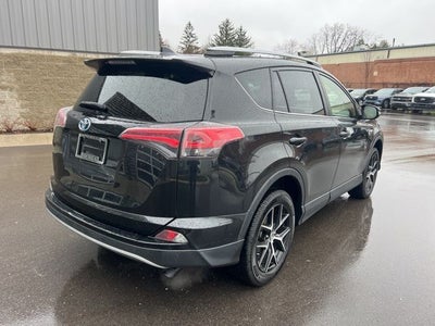 2017 Toyota RAV4 Hybrid SE