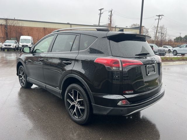 2017 Toyota RAV4 Hybrid SE