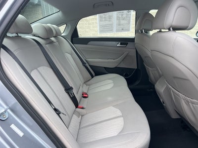 2016 Hyundai Sonata Hybrid SE