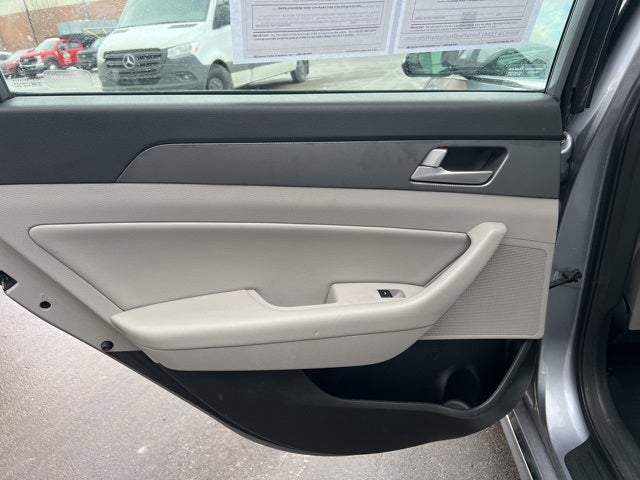 2016 Hyundai Sonata Hybrid SE