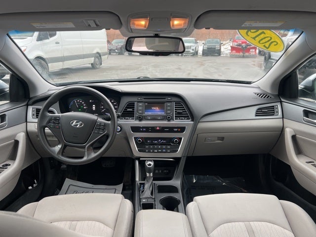 2016 Hyundai Sonata Hybrid SE