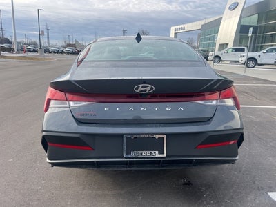2024 Hyundai Elantra SEL