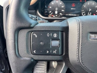 2025 Land Rover Defender 130 V8
