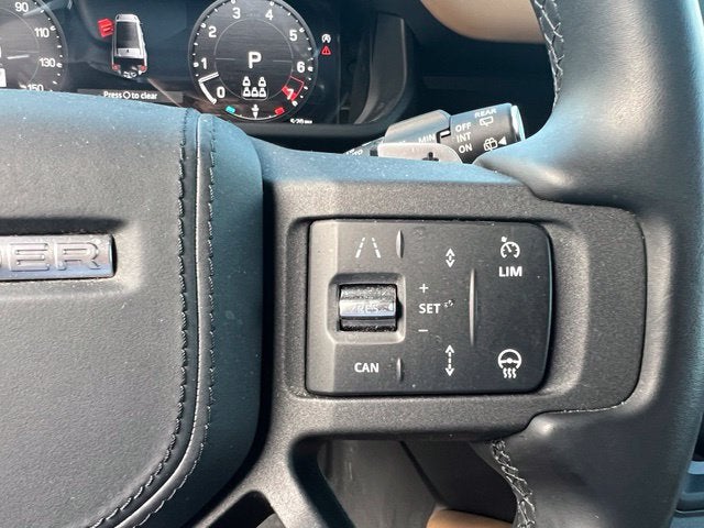 2025 Land Rover Defender 130 V8