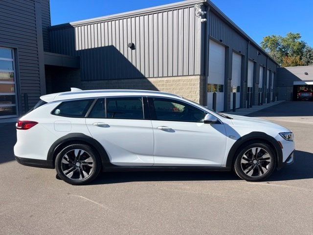 2019 Buick Regal TourX Base