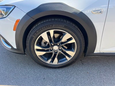 2019 Buick Regal TourX Base