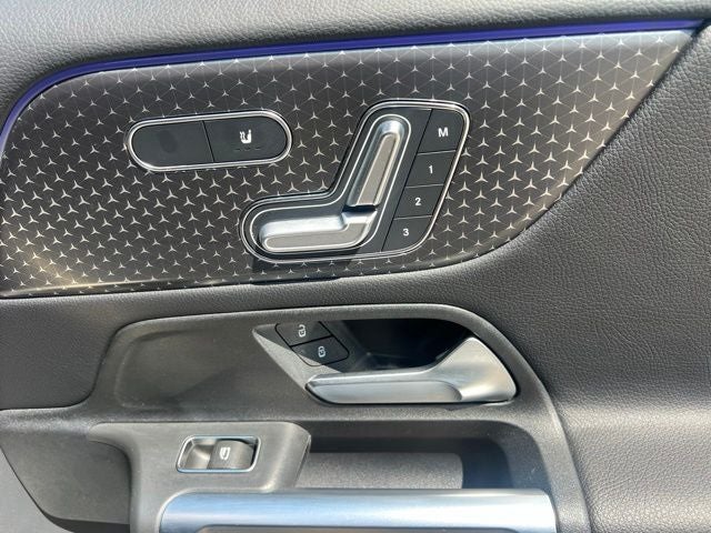 2025 Mercedes-Benz GLB GLB 250 4MATIC®