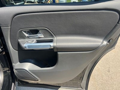 2025 Mercedes-Benz GLB GLB 250 4MATIC®
