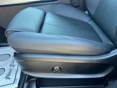 2025 Mercedes-Benz GLB GLB 250 4MATIC®