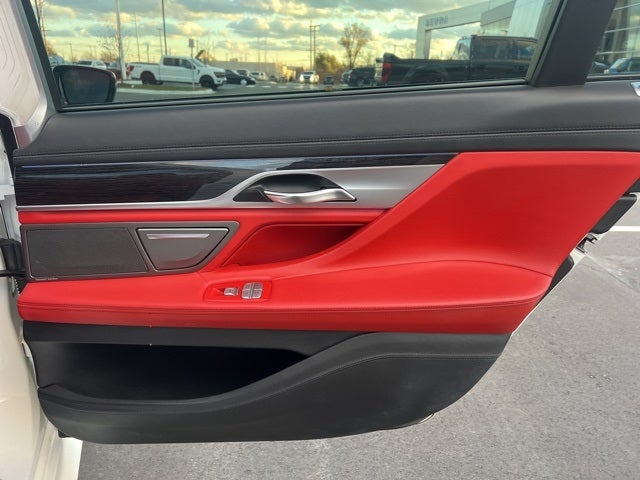 2018 BMW 7 Series 750i xDrive