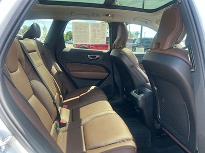 2020 Volvo XC60 T5 Momentum
