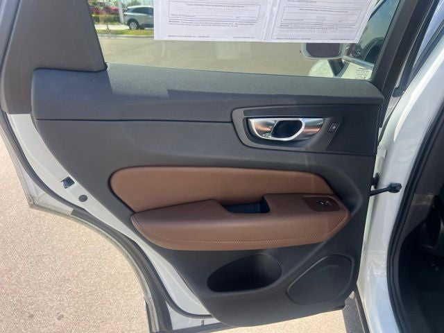 2020 Volvo XC60 T5 Momentum