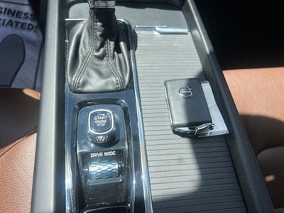 2020 Volvo XC60 T5 Momentum